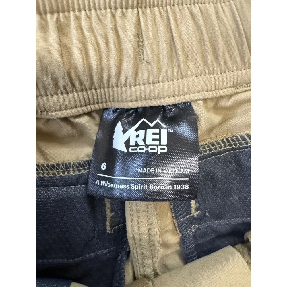 REI Co-op Sahara Cargo Shorts Tan Khaki‎ Hiking Outdoor Mens Size 6